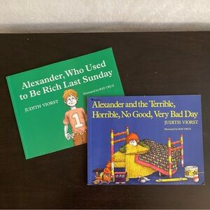 ☀️ 2 Alexander books
